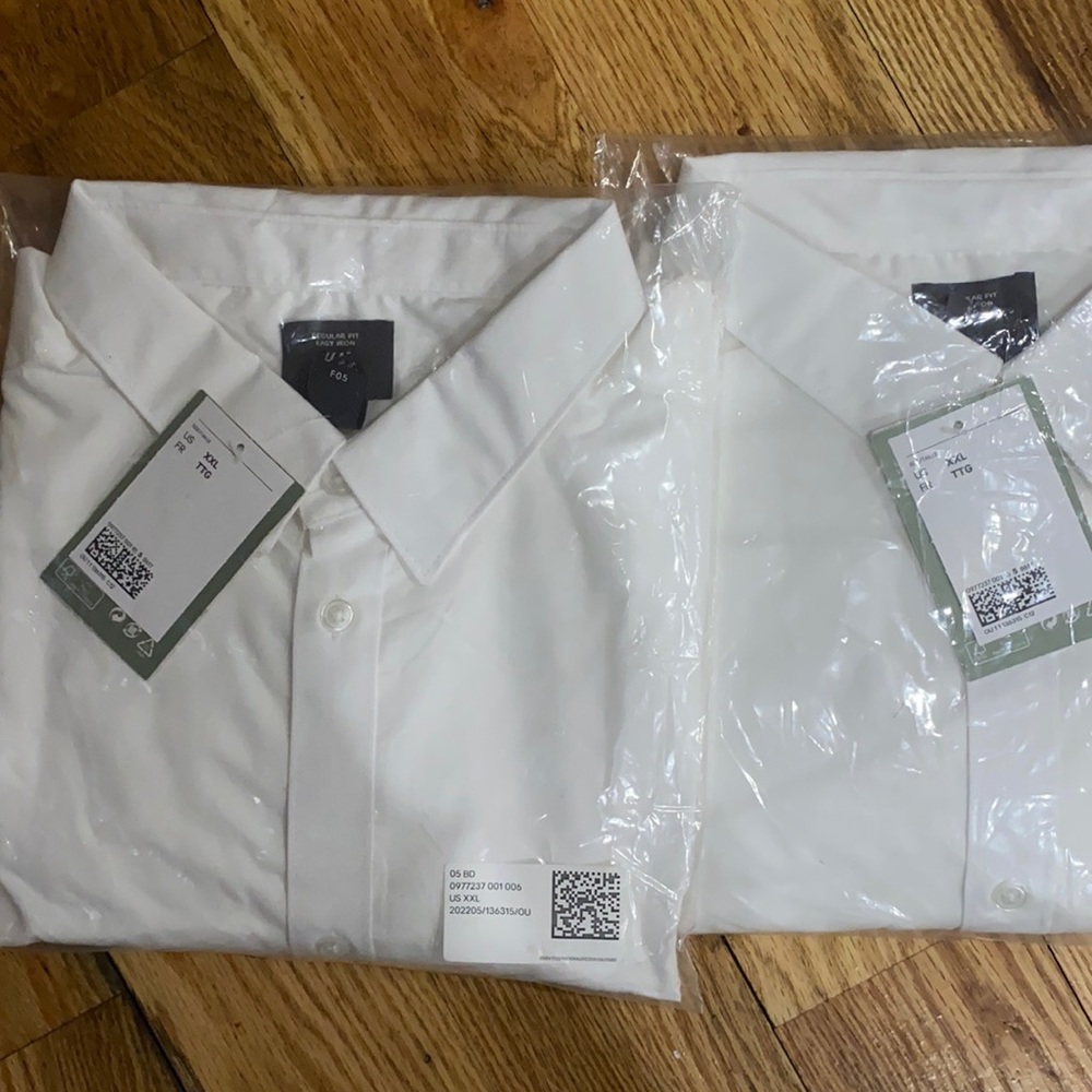 H&M plain button down shirt